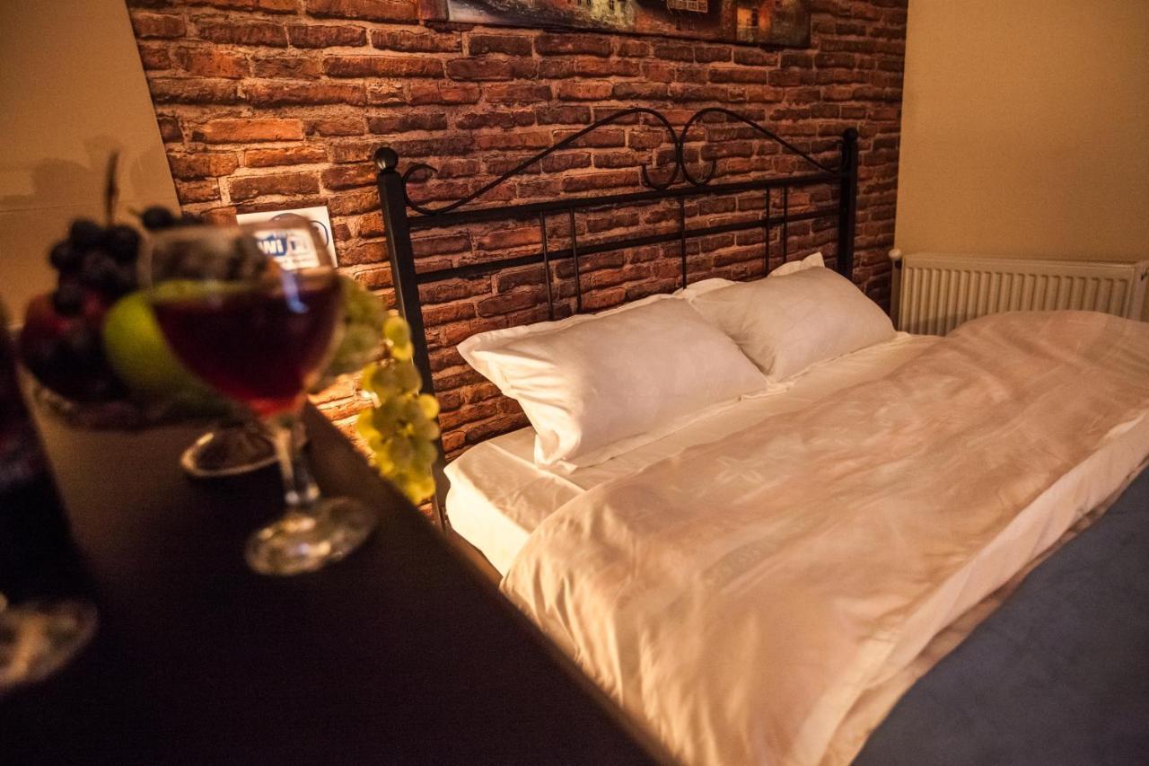 Anri'S Apartments Studio Тбилиси Екстериор снимка
